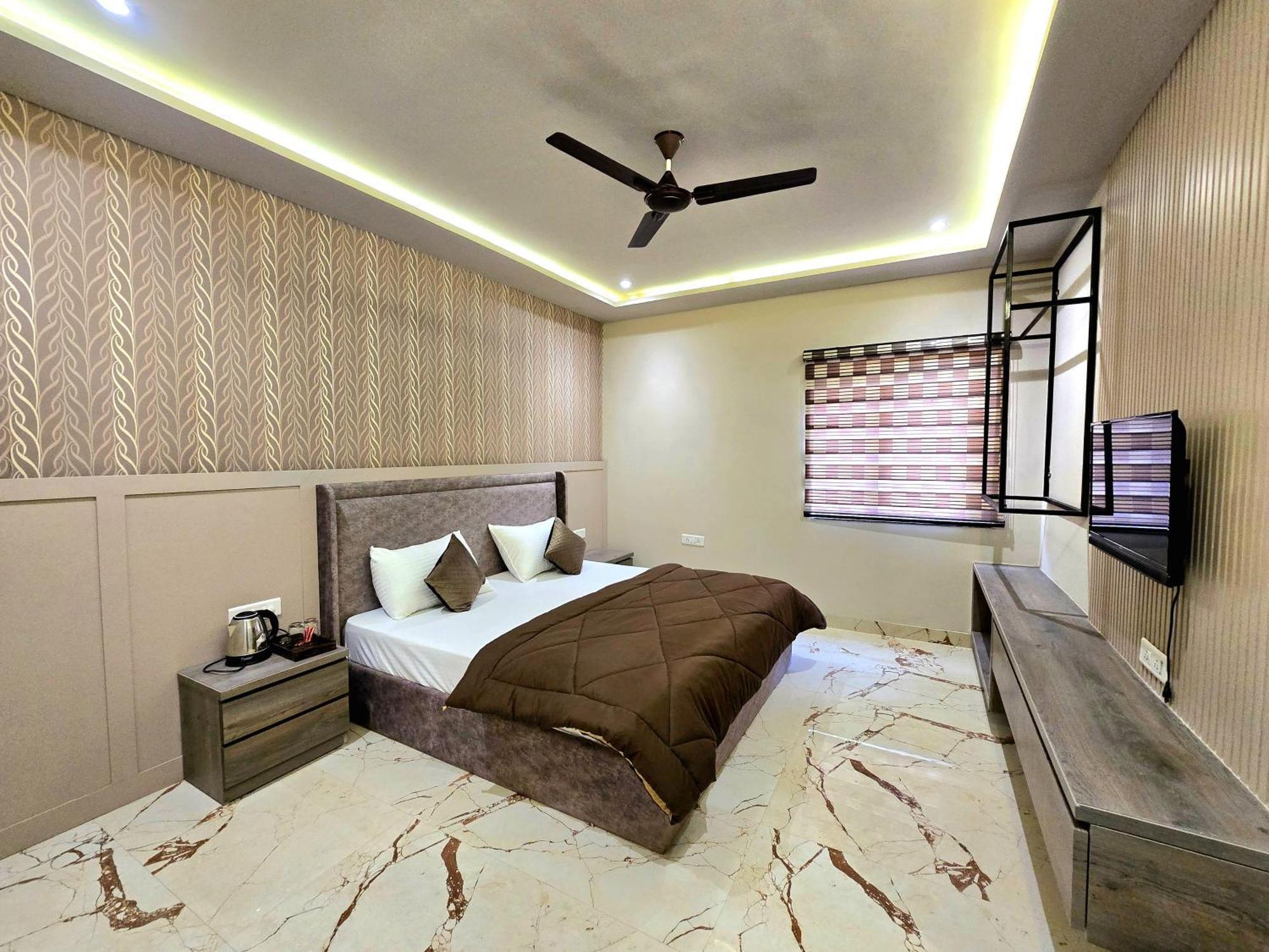 Zipcode Stay Agra  Buitenkant foto
