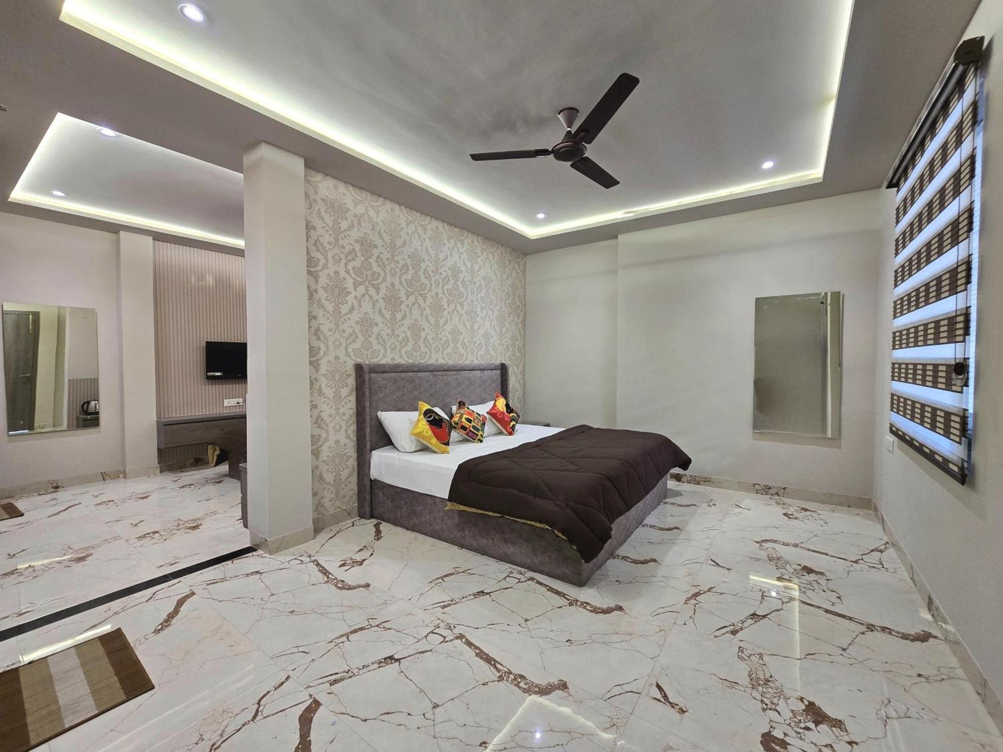 Zipcode Stay Agra  Buitenkant foto