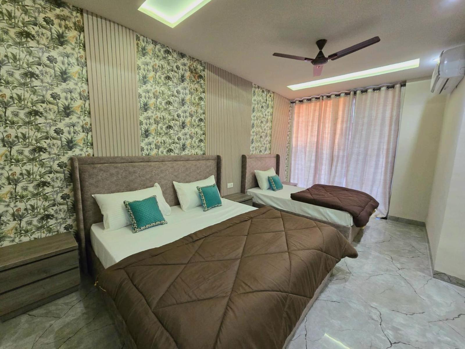 Zipcode Stay Agra  Buitenkant foto
