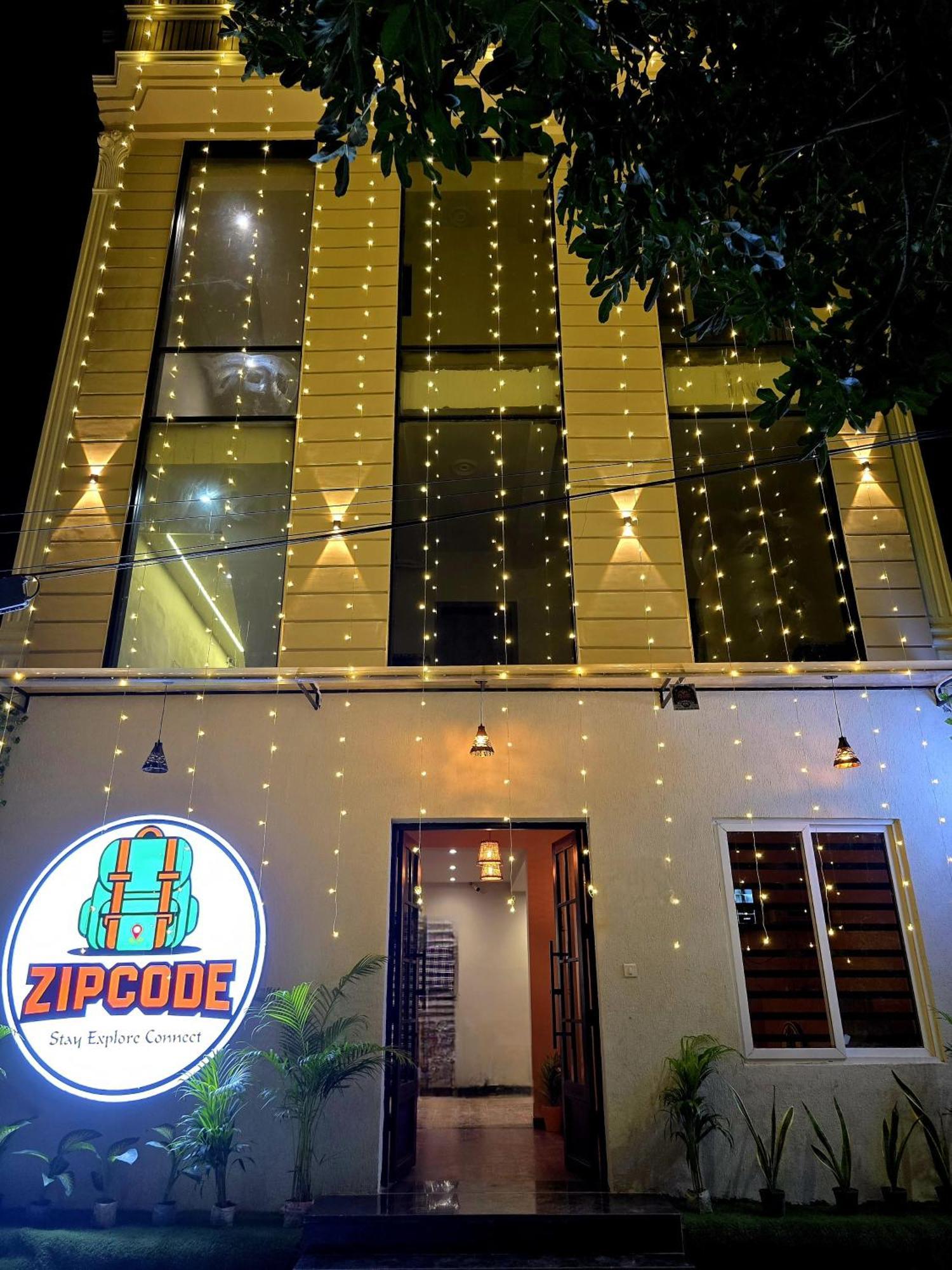 Zipcode Stay Agra  Buitenkant foto
