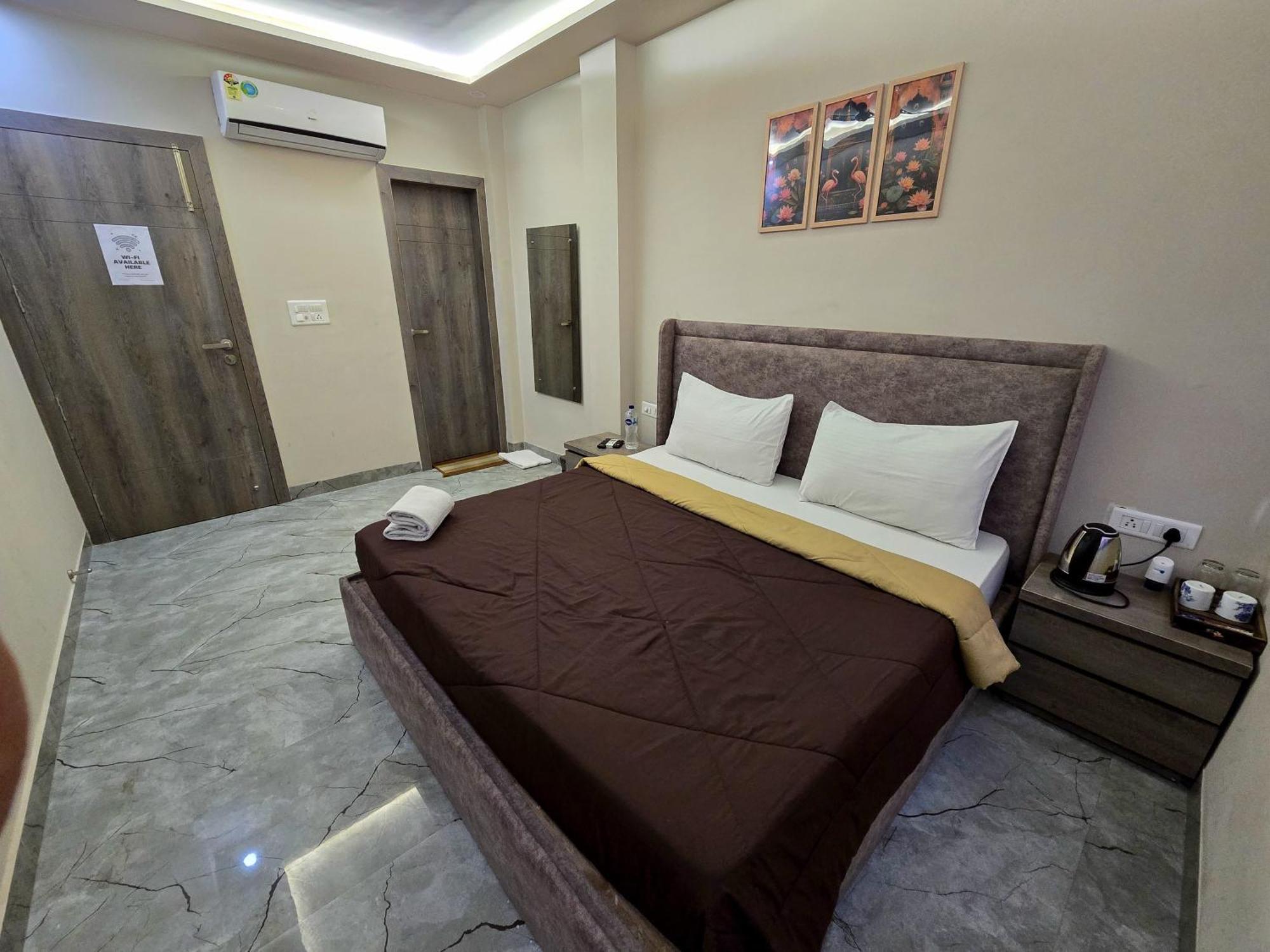 Zipcode Stay Agra  Buitenkant foto